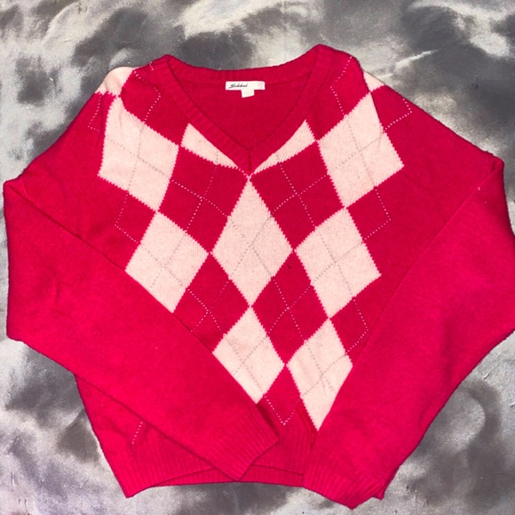 Subdued Argyle Sweater! Really comfortable and suitable for any weather really! - Picture 1 of 2
